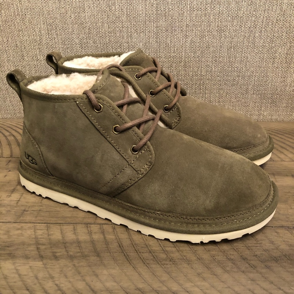 Ugg Neumel Moss Green chukka boot
